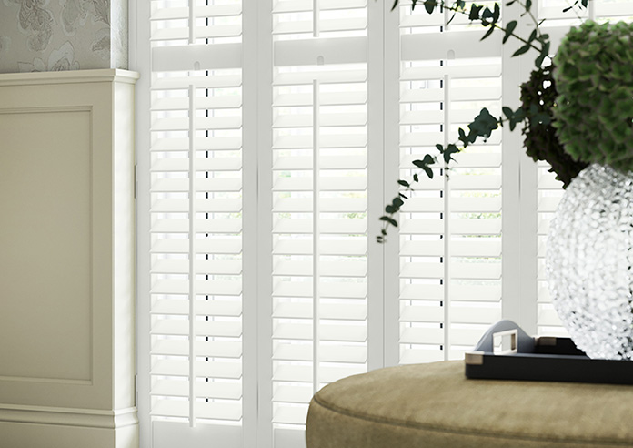 Bromley, Paper White - Full Height Plantation Shutter - Image 5
